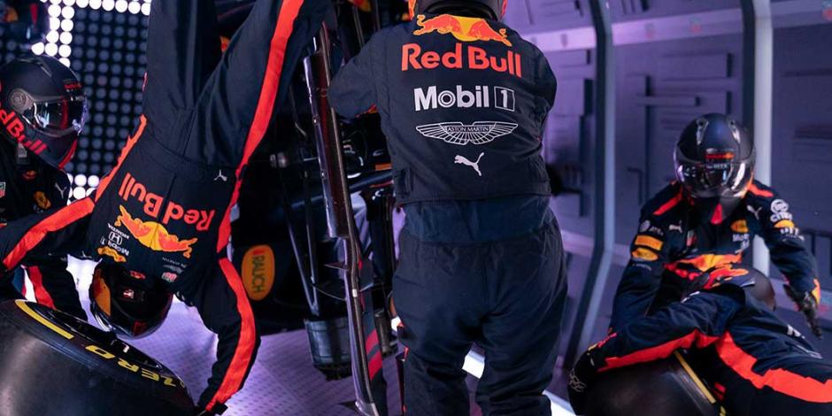 Red Bull se luce con una parada de pits con gravedad cero (VIDEO)