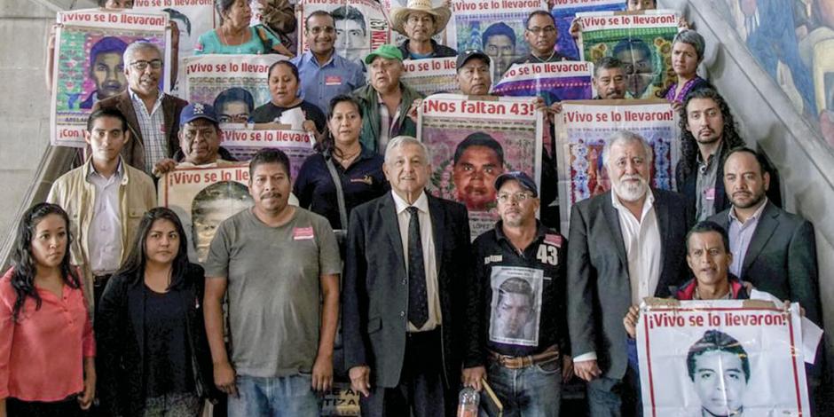 Caso Iguala: papás acusan lentitud; el Gobierno les trae a casi todo el GIEI