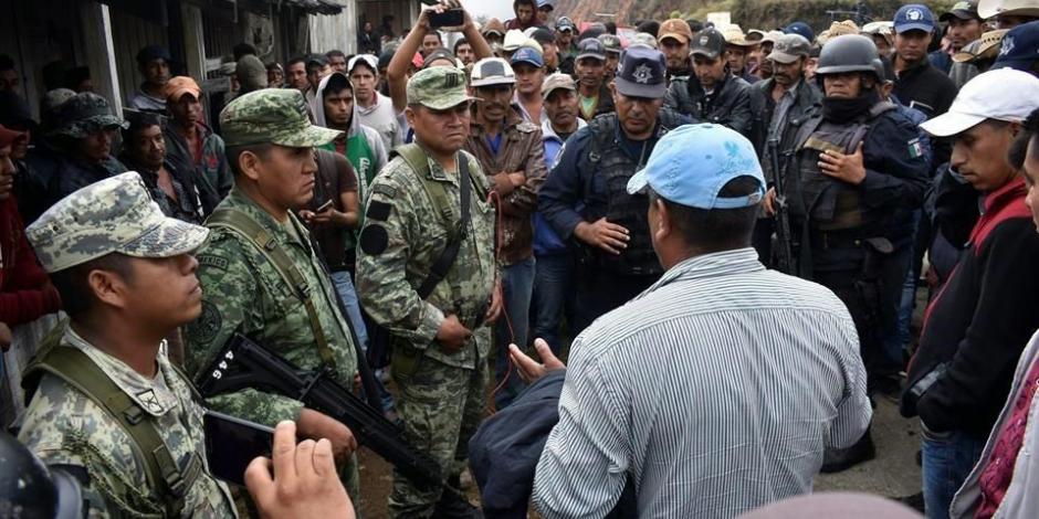 Liberan a militares y policías retenidos en Guerrero