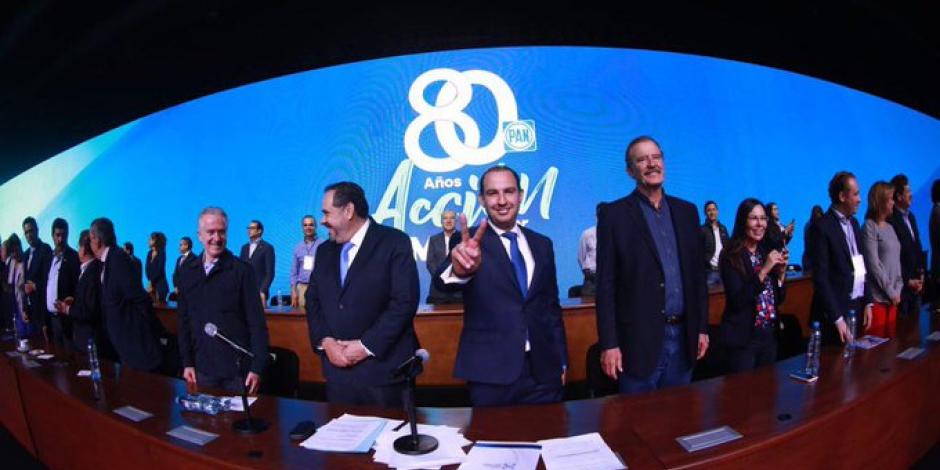 En asamblea, PAN llama a defender a México del autoritarismo y centralismo