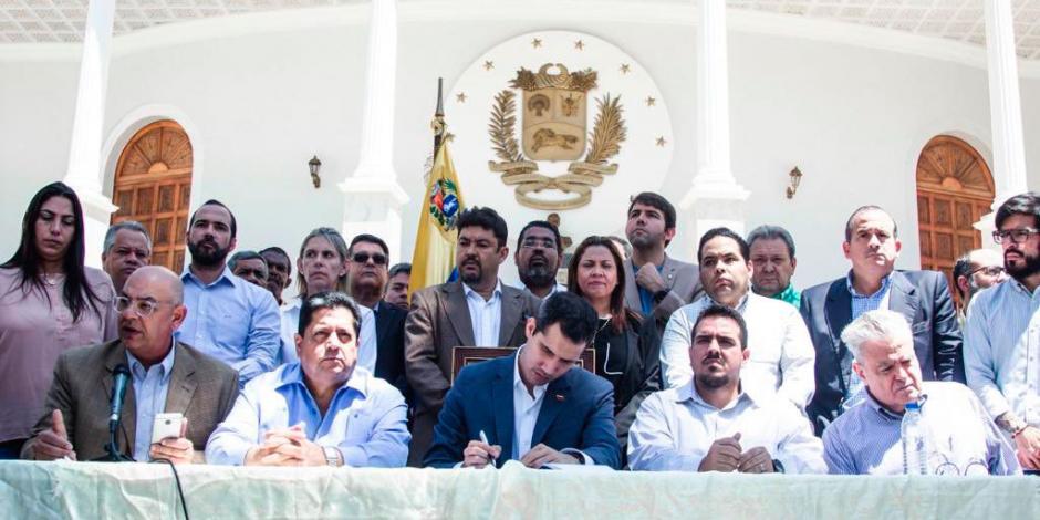 Busca Juan Guaidó declarar "alarma nacional" por apagón en Venezuela