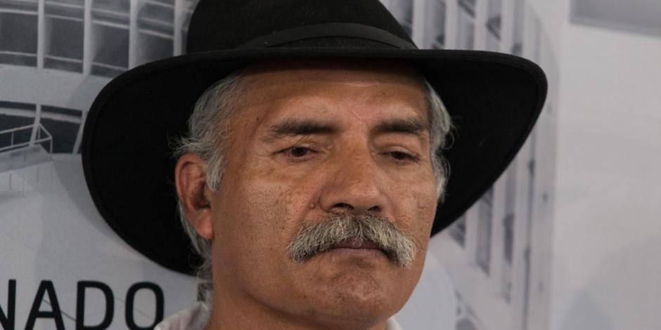 Echan a Mireles de Tepalcatepec; lo acusan de agredir a su hija