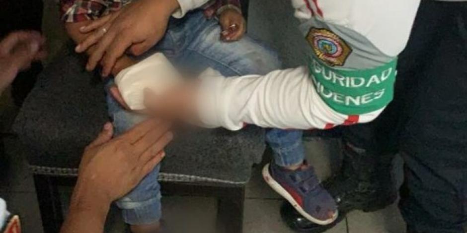 Mano de niño queda atrapada en escalera eléctrica de Metro Bellas Artes