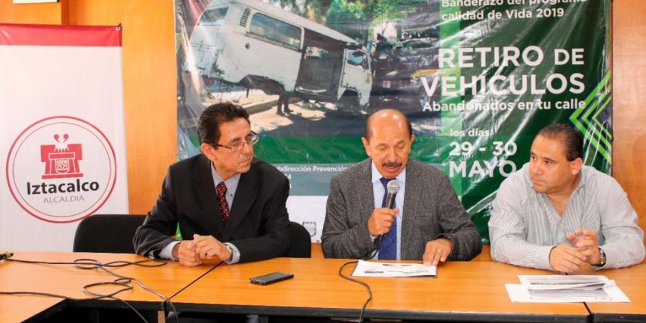 Mañana inicia retiro de vehículos abandonados en calles de Iztacalco