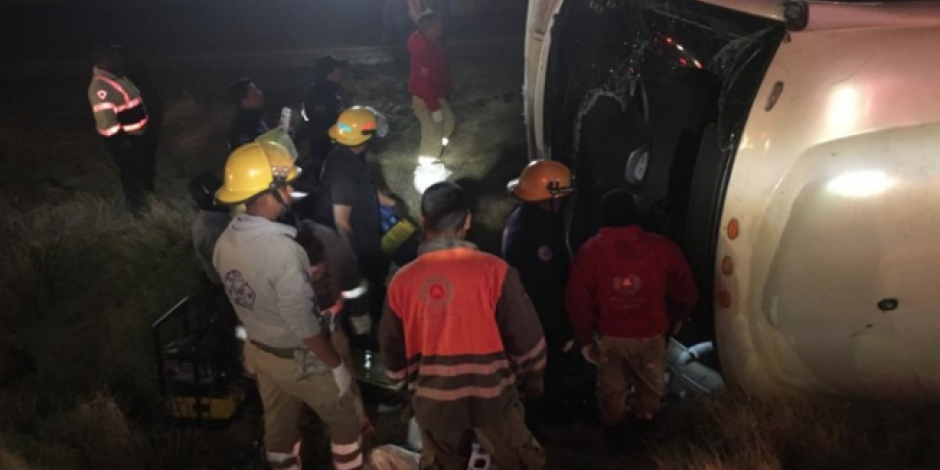 Volcadura de autobús en Zacatecas deja once muertos
