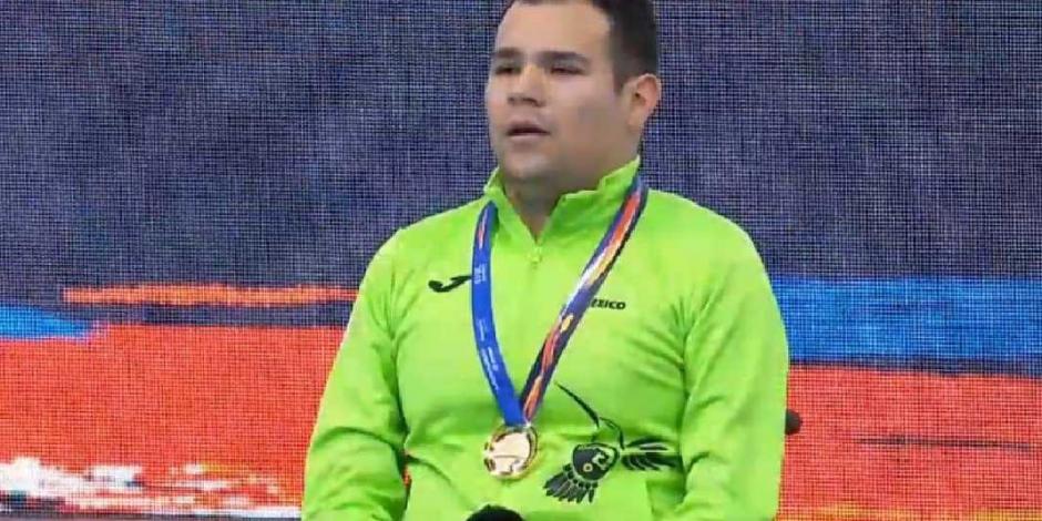 Nadador Diego López Díaz gana oro y plaza para Tokio 2020