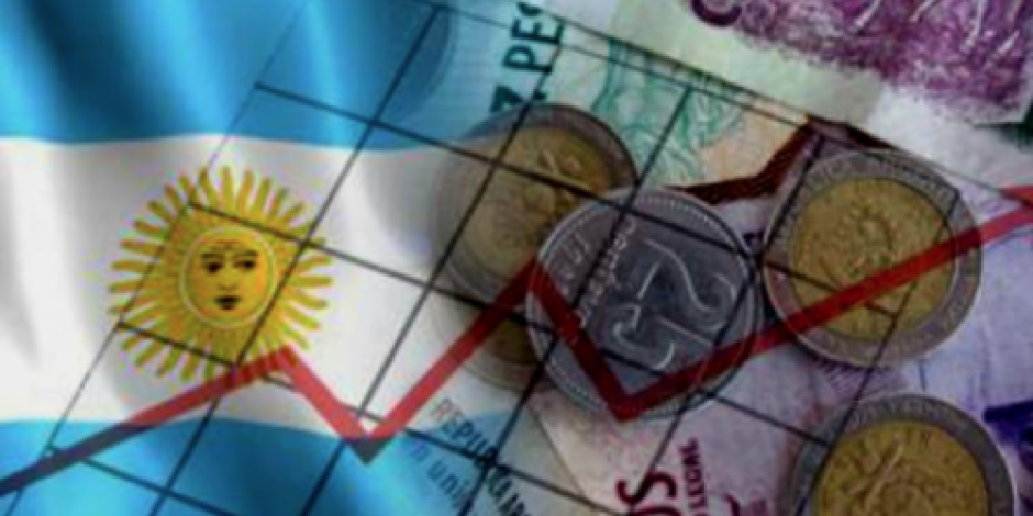 Peso argentino se devalúa por creciente incertidumbre electoral