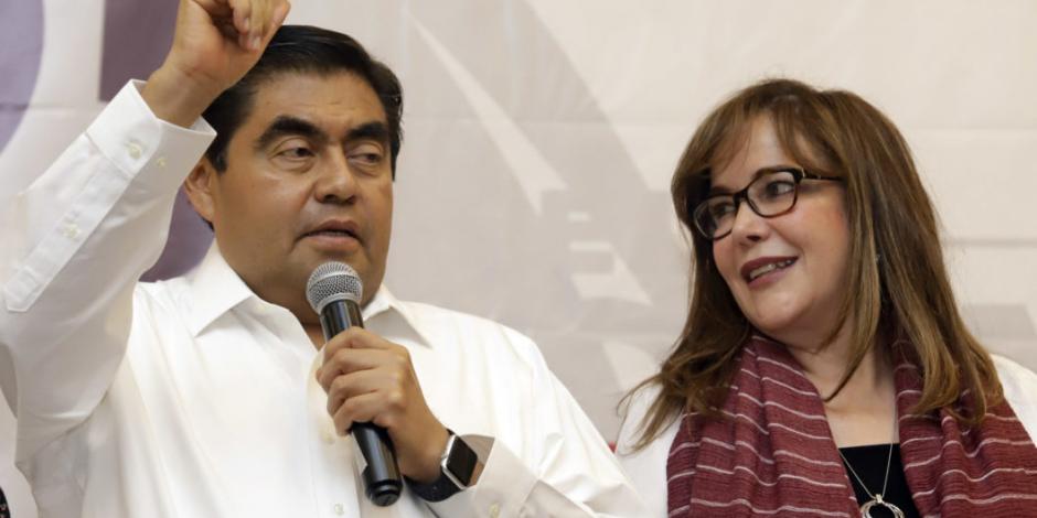 Miguel Barbosa ya es gobernador electo de Puebla; recibe constancia