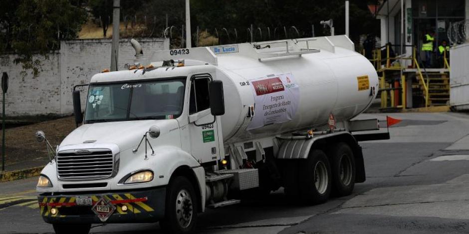 Roban pipa cargada con 25 mil litros de gasolina Magna en Guanajuato