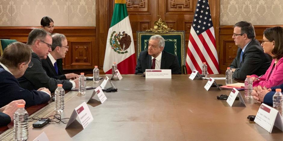 López Obrador se reúne con Congresistas de Estados Unidos