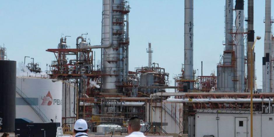 Moody’s ve riesgo crediticio en Pemex por las refinerías