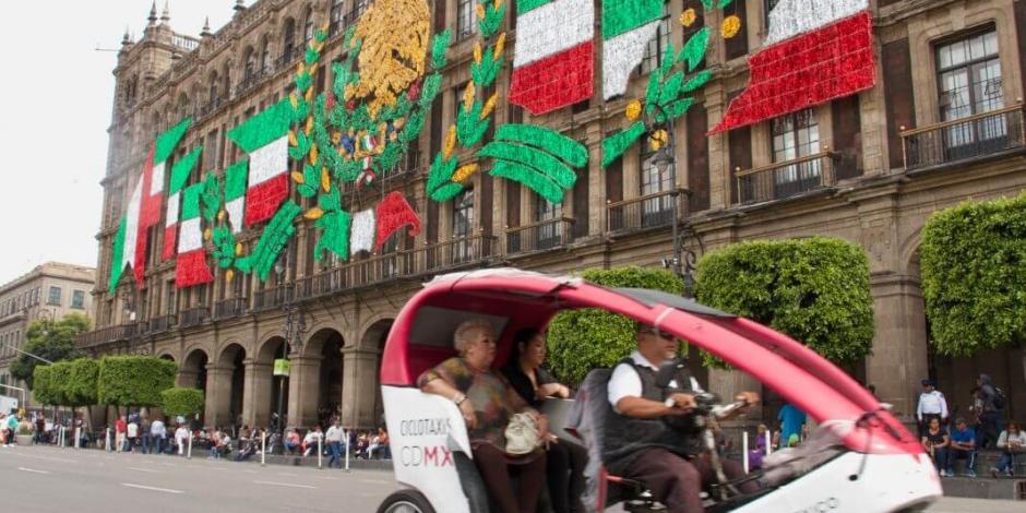 Todo listo para festejos de Independencia en Zócalo
