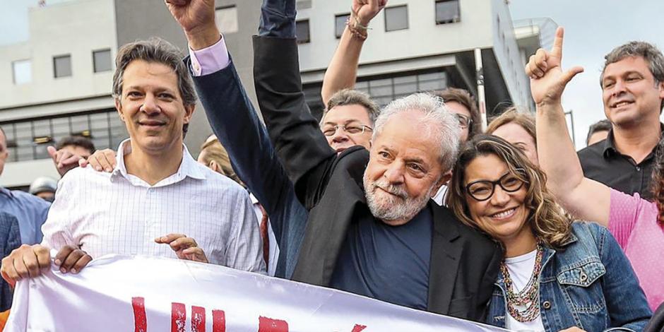 Acogen y celebran izquierdas disímbolas excarcelación de Lula
