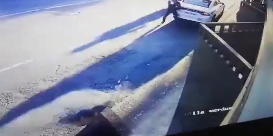 Policía se enfrenta a cinco delincuentes (VIDEO)