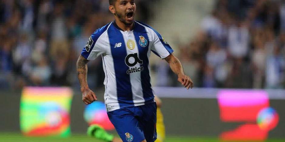 Tecatito anota en la victoria del Porto, quien está cerca de ser campeón
