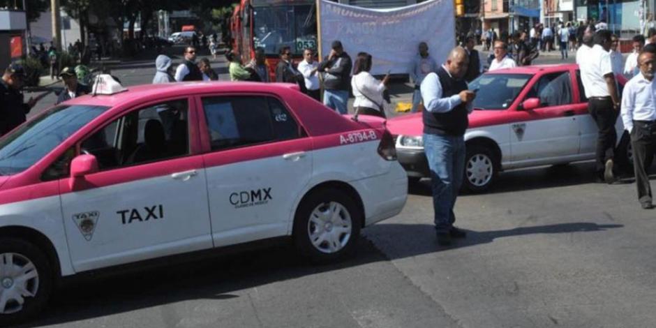 Advierten sanciones si taxistas realizan bloqueos