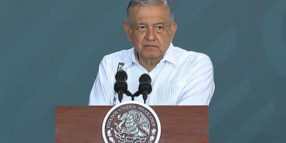 López Obrador niega confabulación contra Robles