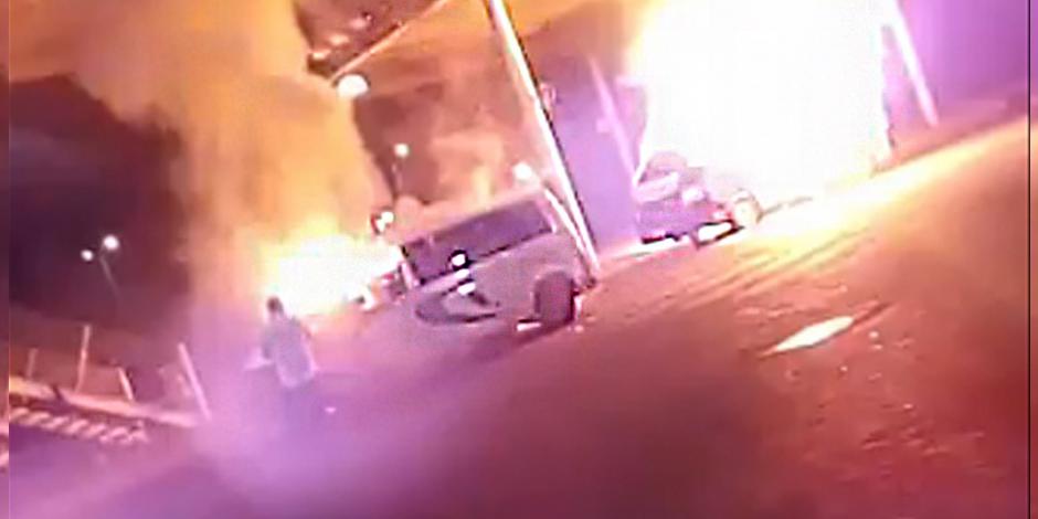 VIDEO: Incendian unidades de transporte público en Edomex y en CDMX