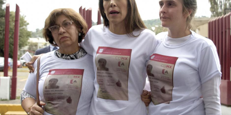 Ratifican prisión a Robles; su hija afirma que es presa política
