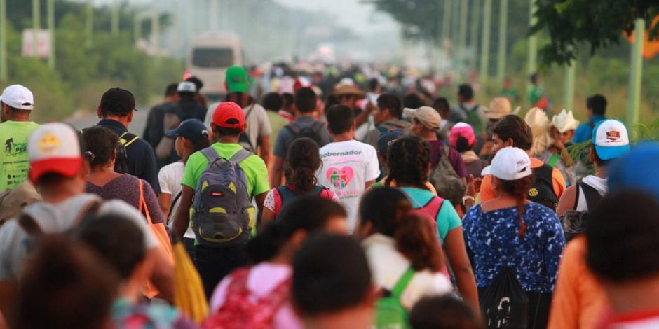 Nueva caravana de migrantes avanza de Tapachula a Tijuana