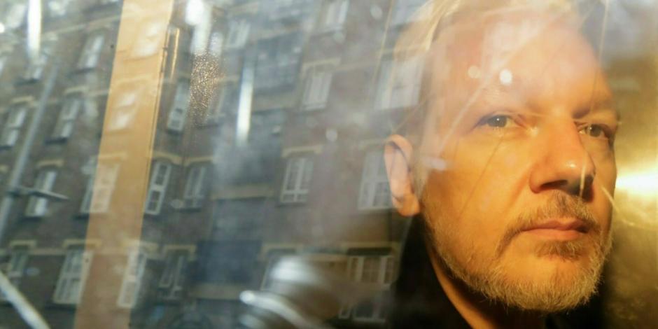 Fiscalía sueca pide detención de Assange por acusaciones de violación