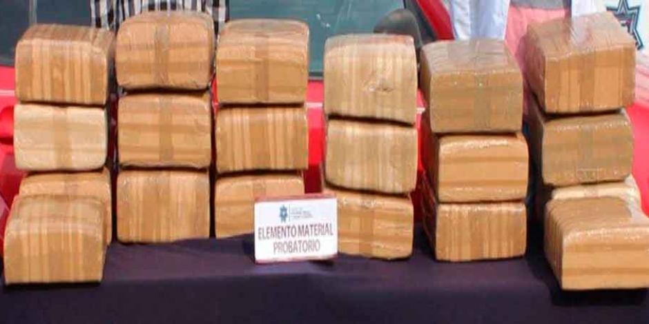 Detienen a menor con más de 100 kilos de mariguana en Puebla