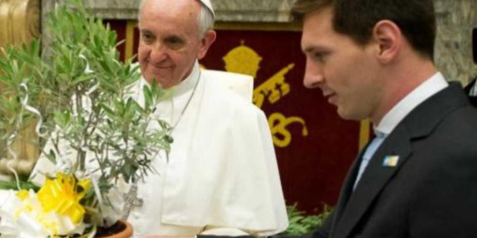 El Papa Francisco asegura que "Messi no es Dios"