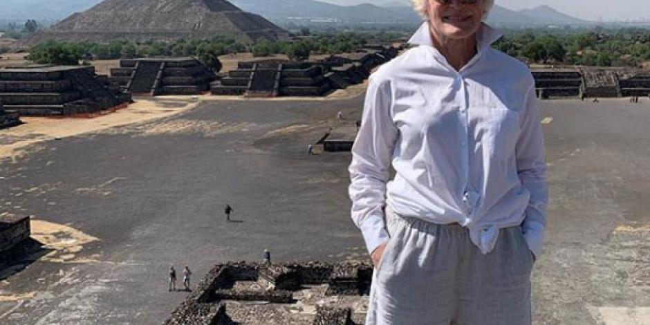 Actriz Glenn Close sorprende con visita a las pirámides de Teotihuacán