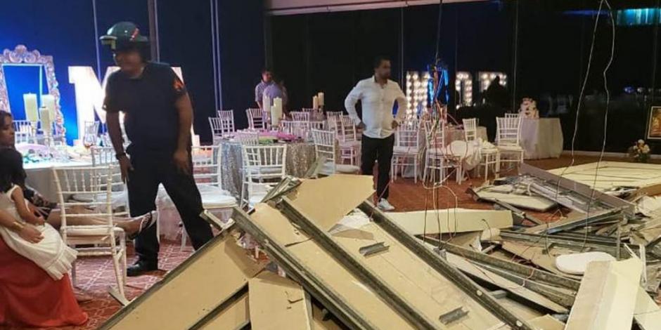 Se desploma techo de salón de fiestas en plena boda en Puerto Vallarta