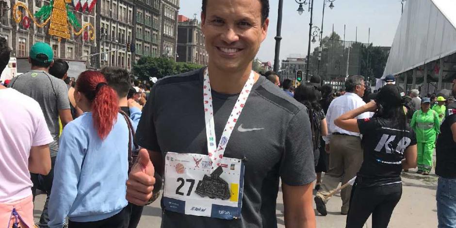 Aarón Galindo corre el Maratón de la Ciudad de México