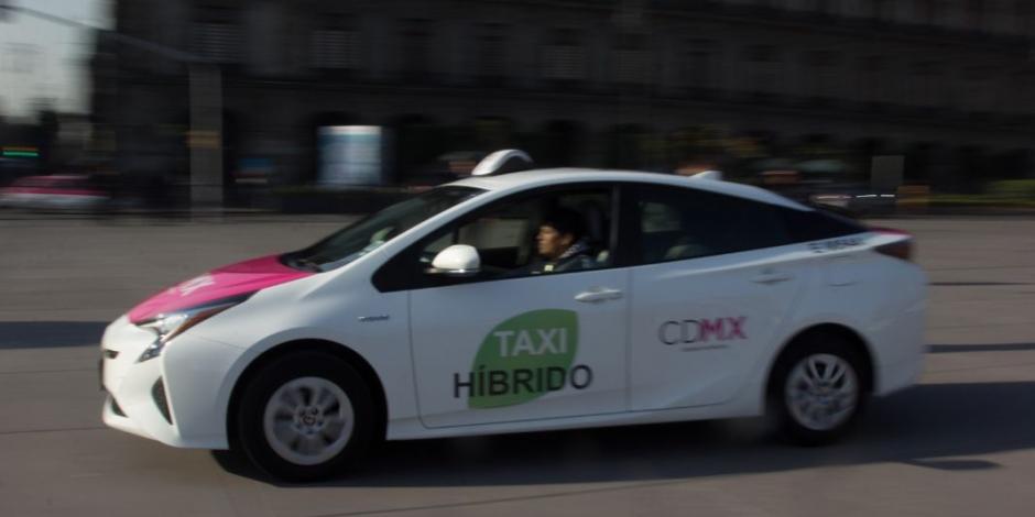 Apuestan concesionarios a renovar taxis con vehículos híbridos