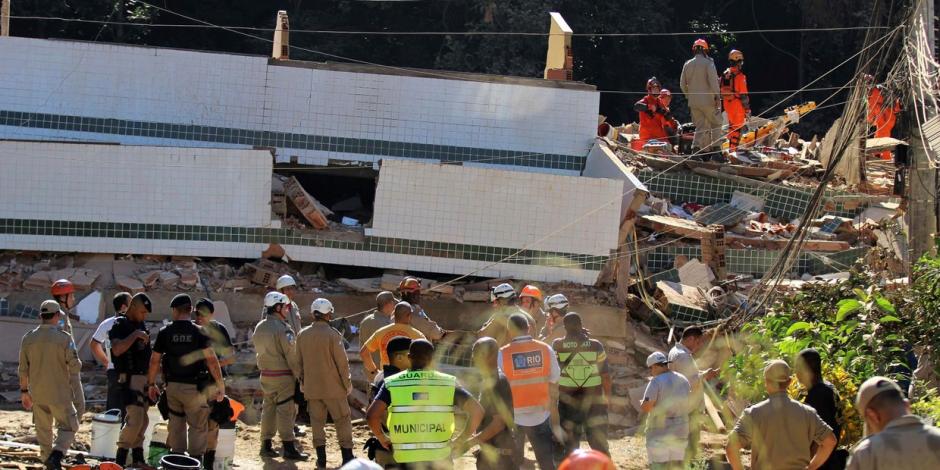 Al menos dos muertos tras derrumbe de edificios en Brasil