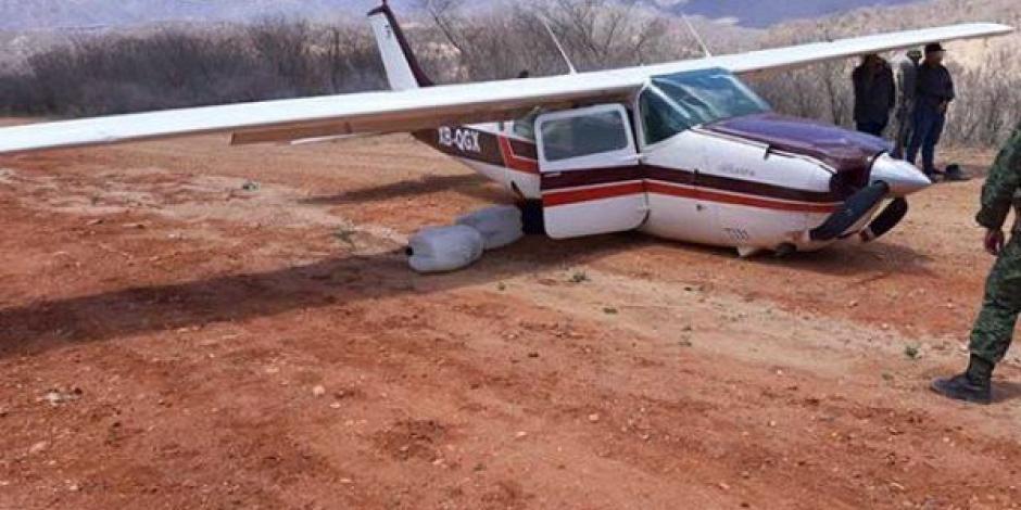 Militares aseguran 280 kg de cocaína y una avioneta en Durango