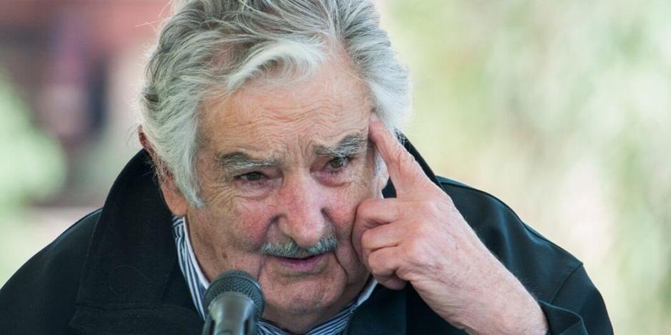 Confirma expresidente Mujica asistencia a informe de AMLO