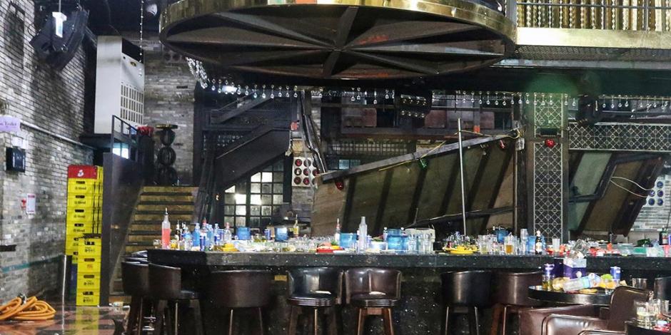 Cae balcón en bar en Corea y deja dos muertos y ocho nadadores heridos