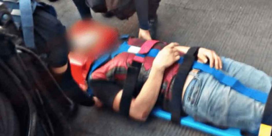 VIDEO: Se arroja persona de un puente en terminal Pantitlán
