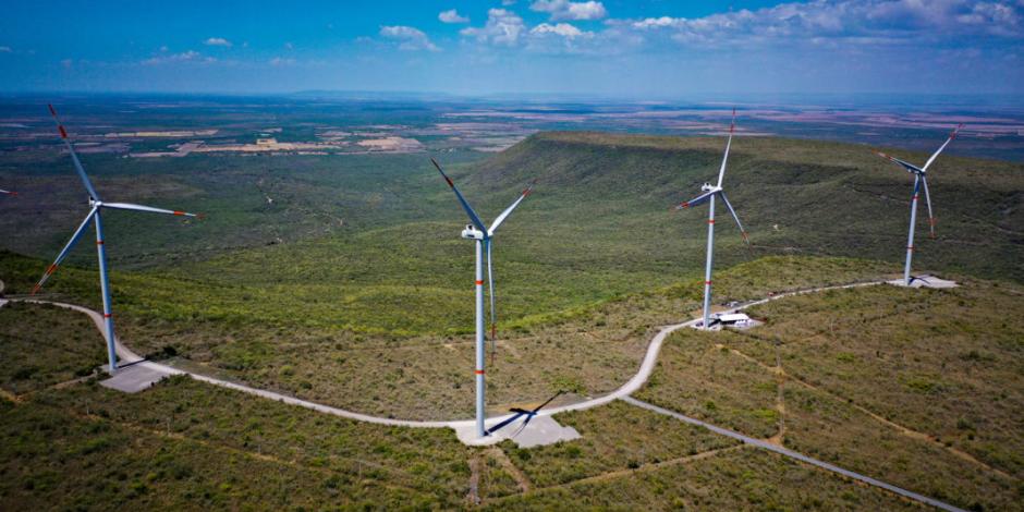 Inauguran en Tamaulipas parque eólico Tres Mesas