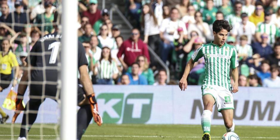 Diego Lainez anota su primer gol de la temporada (VIDEO)