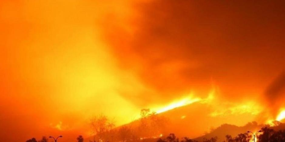 VIDEO: Mueren al menos 30 bomberos por apagar incendio forestal en China