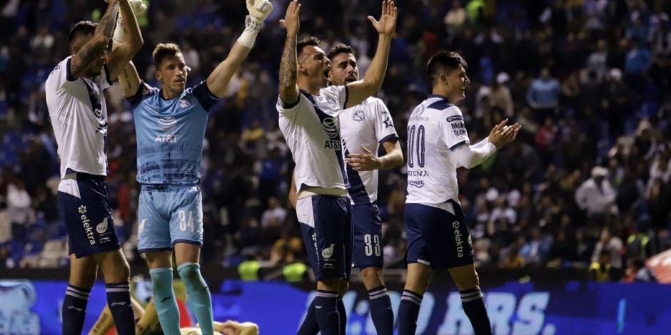 Puebla vence 1-0 a Pumas con gol de Lucas Cavallini