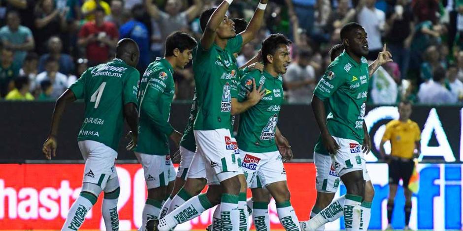 León consigue 8 triunfos consecutivos y manda al Veracruz al descenso
