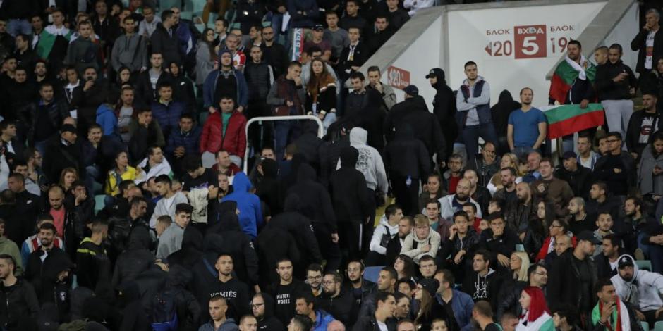 UEFA cierra estadio en Bulgaria por racismo ante Inglaterra
