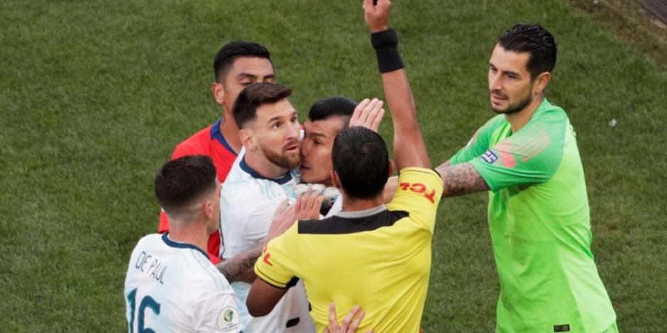 Messi es expulsado en juego por el tercer lugar de la Copa América