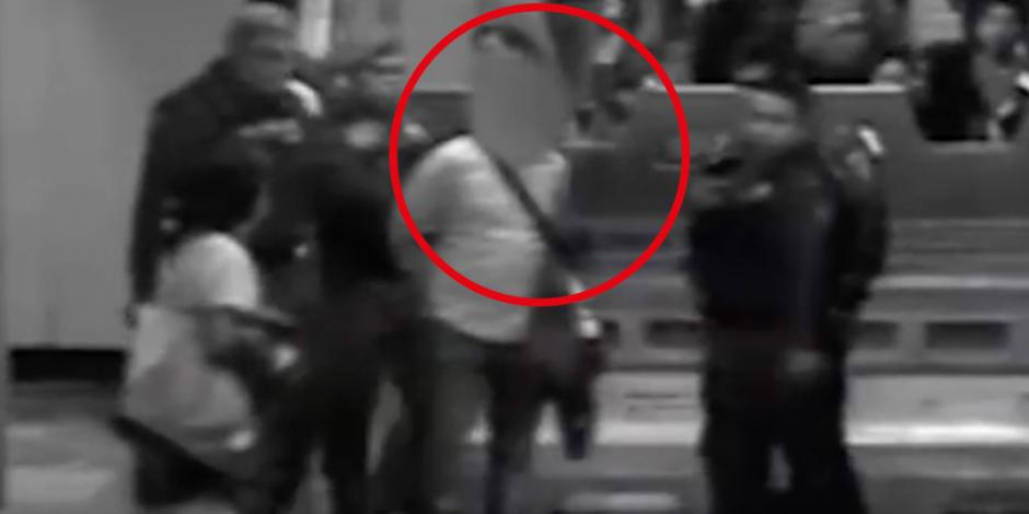 VIDEO: Cae líder de banda de roba celulares en la Línea 2 del Metro