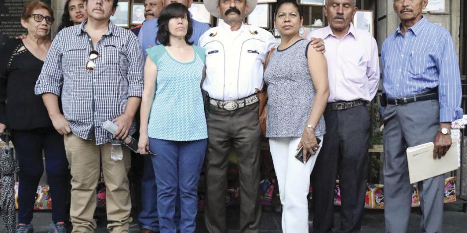 Obra de "Zapata gay" se mantiene, acuerdan familia, INBAL y Secretaría de Cultura