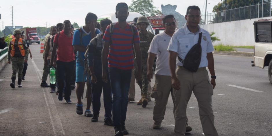 Caravana del Migrante avanza por territorio potosino hacia Querétaro