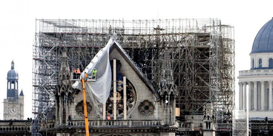 “Reconstruyen” Notre Dame de manera digital