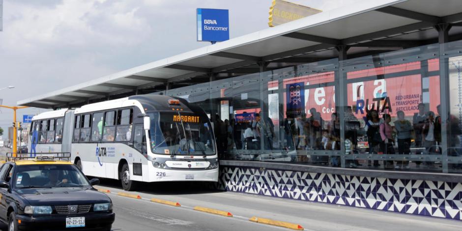 Arranca en Puebla transporte público para mujeres