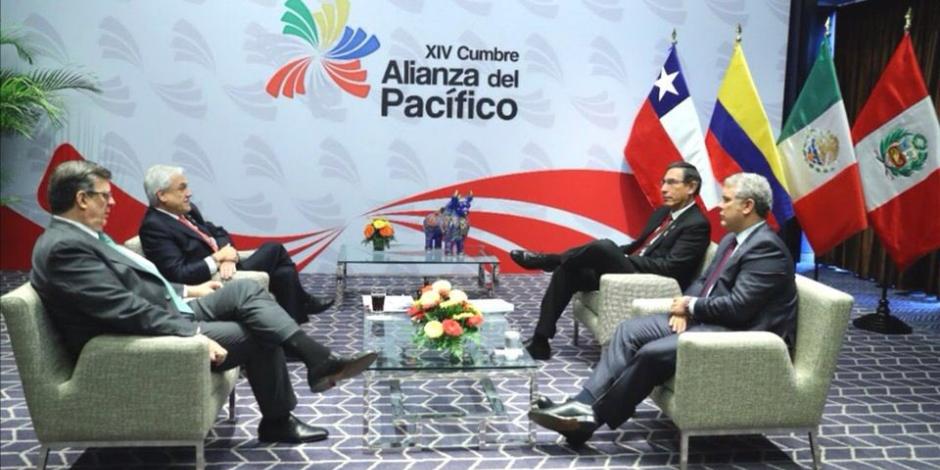 Analizan Ebrard y Lenín Moreno adición de Ecuador a Alianza del Pacífico