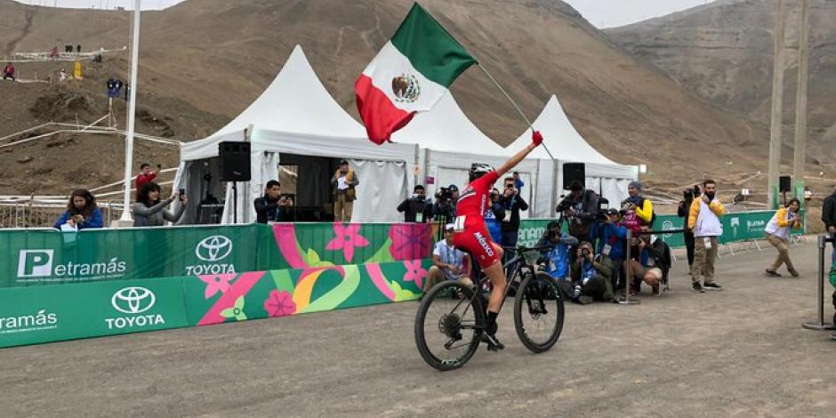 Daniela Campuzano da oro a México en ciclismo de montaña